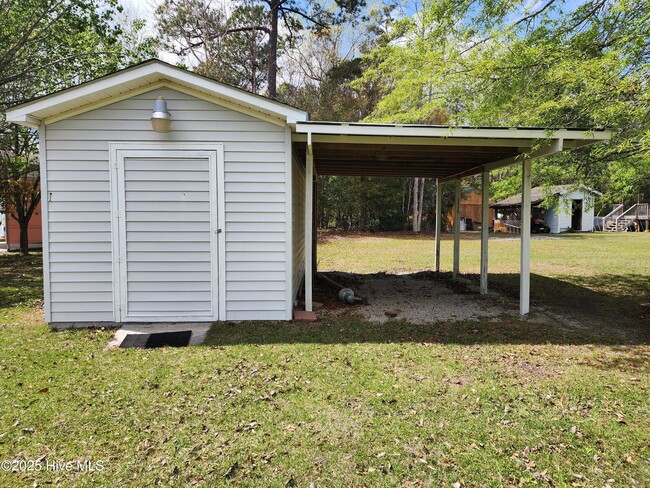 Building Photo - 508 Ocean Spray Dr