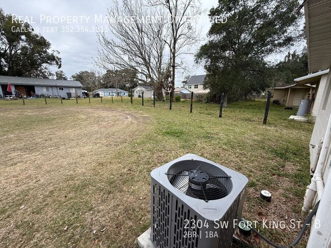 Building Photo - Cozy 2/1 Close to Downtown!