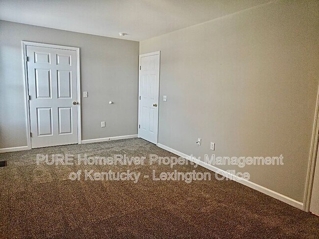 Building Photo - 1053 Merrick Dr