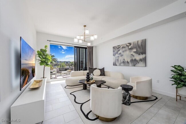 Building Photo - 1111 Central Ave