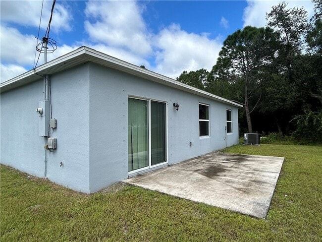 Building Photo - 8046 104th Ct