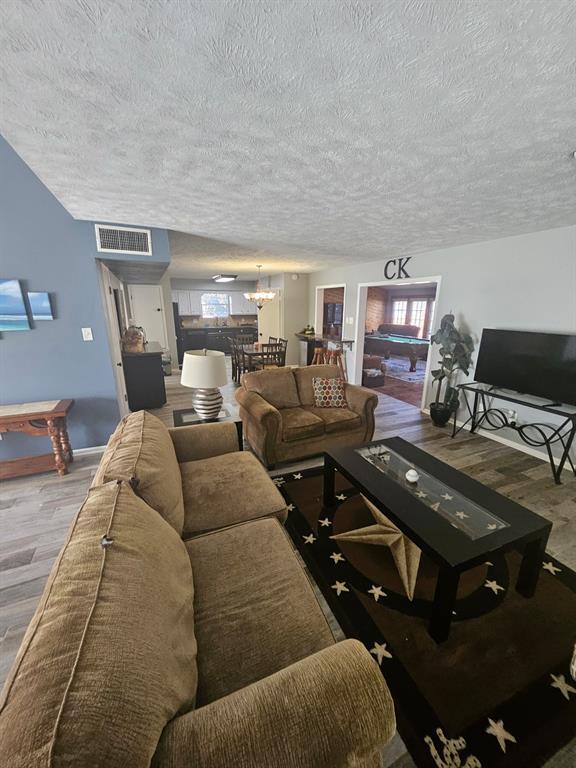Building Photo - 1844 Rollingwood Dr