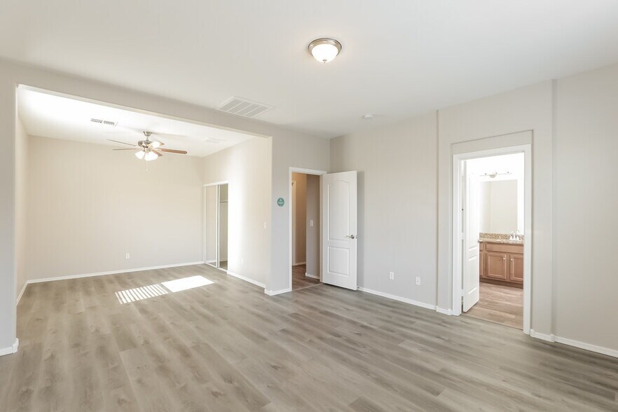 Building Photo - 6913 W Maldonado Rd