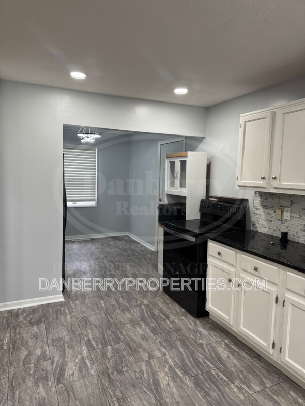 Building Photo - 234 Lexington Ave