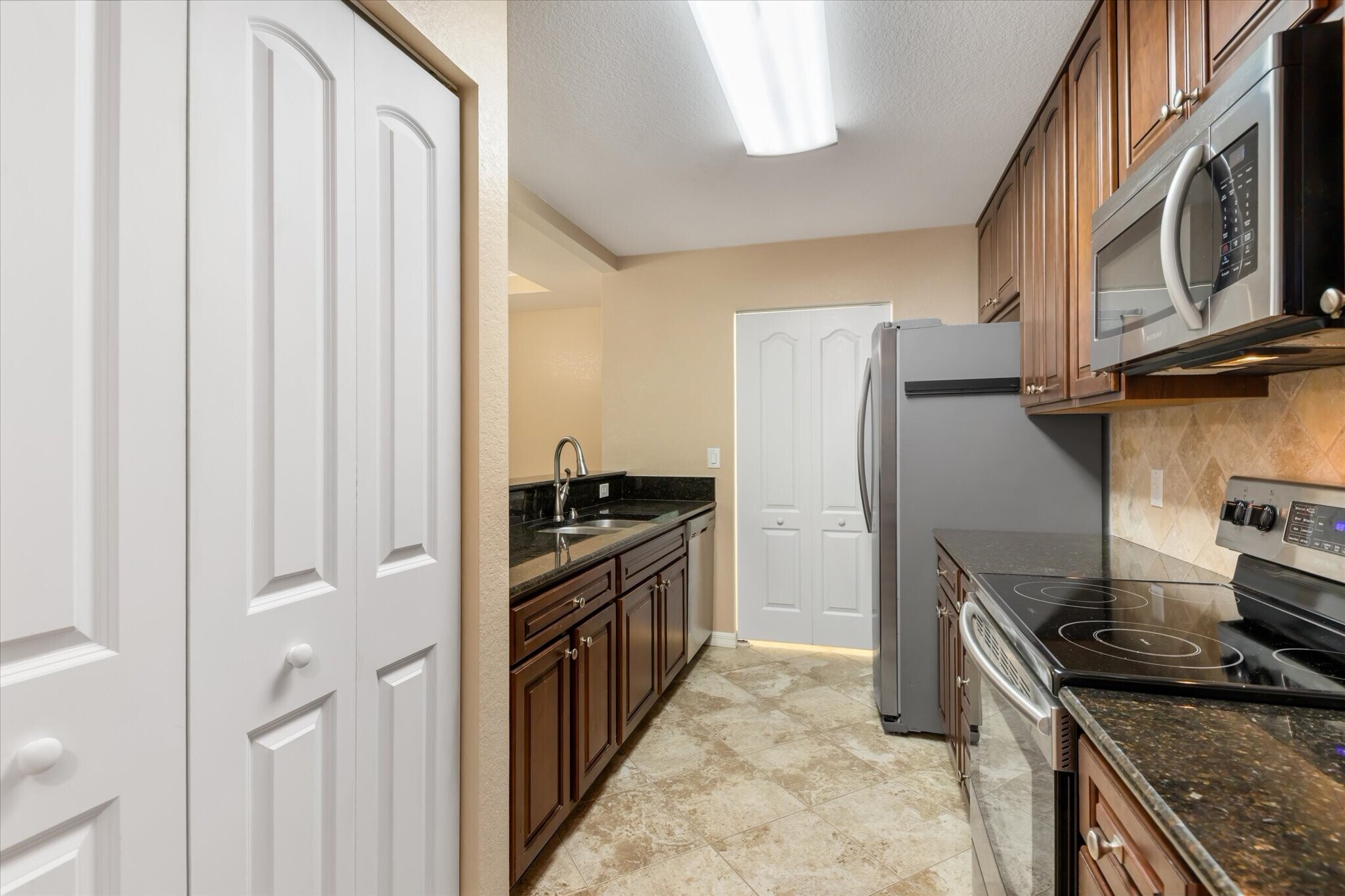 Building Photo - 3918 San Rocco Dr