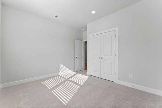 Building Photo - 5904 Jasper Jones Wy