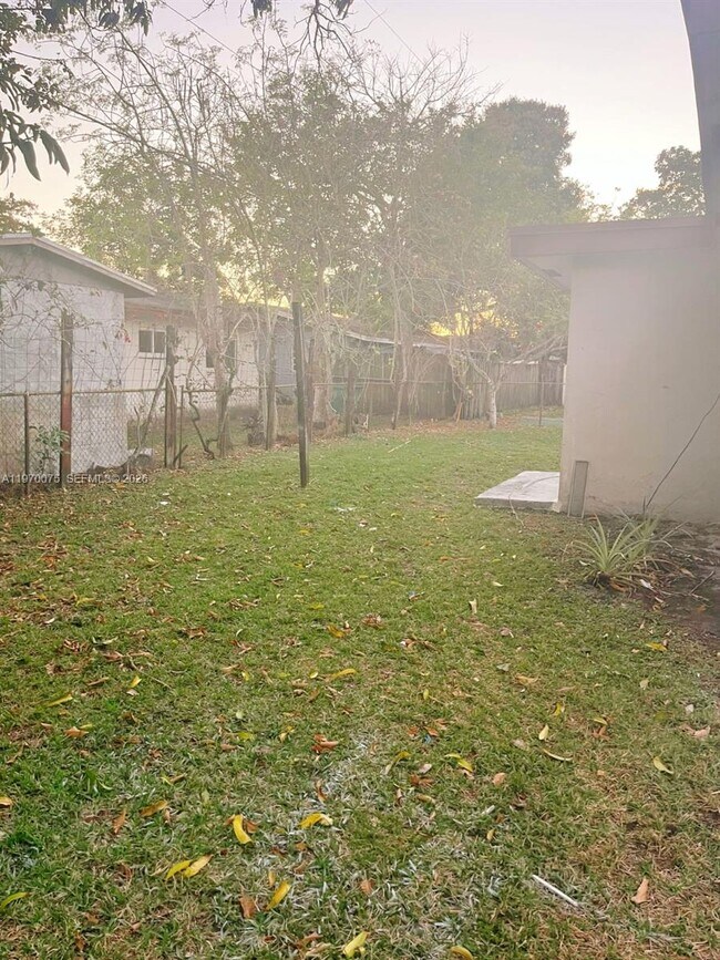 Building Photo - 5900 NW 20th St