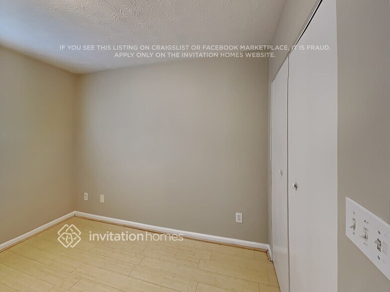 Building Photo - 881 Windcroft Cir NW