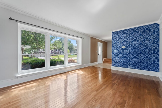 Building Photo - 2158 Countryside Cir