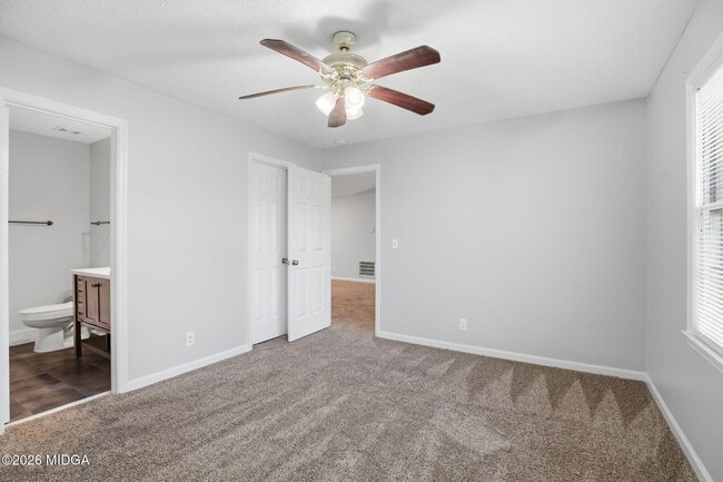 Building Photo - 861 S Plantation Pkwy