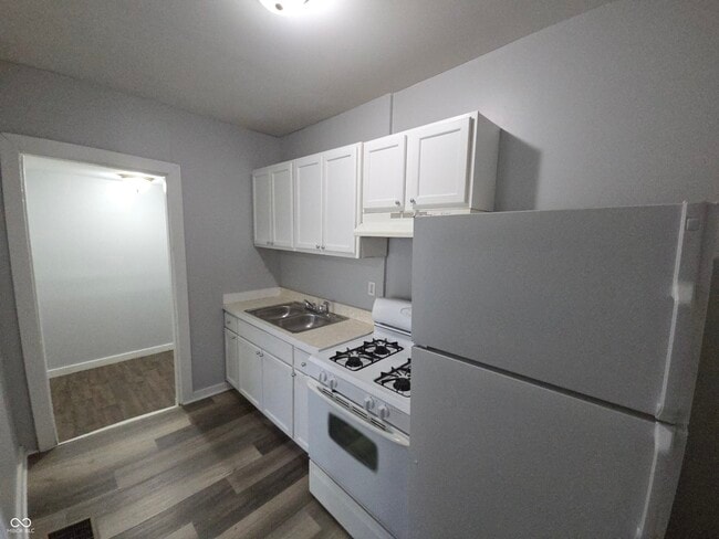 Building Photo - 143 W 35th St