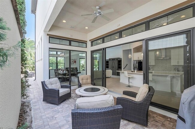 Building Photo - 8436 Via Vittoria Way