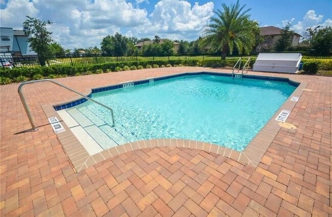 Building Photo - 1680 Houston St