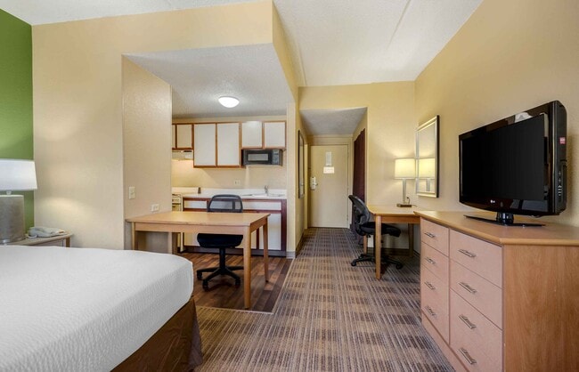 Building Photo - Furnished Studio-Dallas - Las Colinas - Meadow Creek Dr.