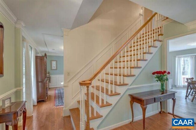 Building Photo - 1150 River Oaks Ln