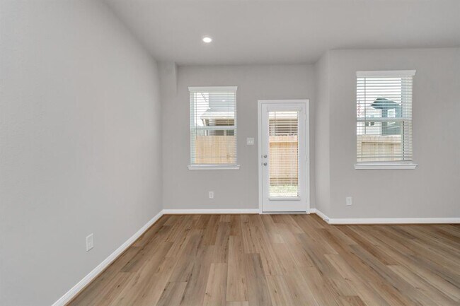 Building Photo - 1510 Parkland Oak Dr