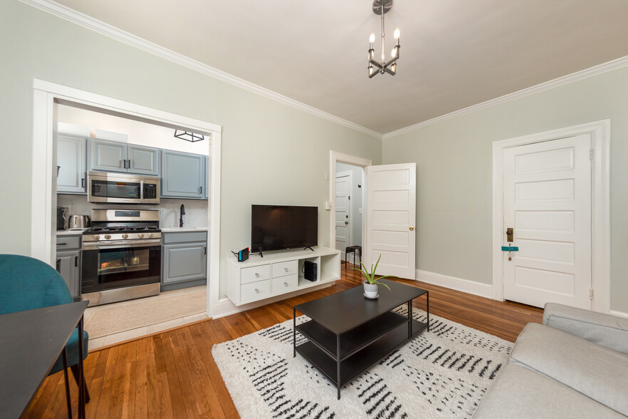 Building Photo - 1711 35th St NW