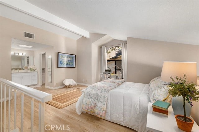 Building Photo - 5704 Skyview Way