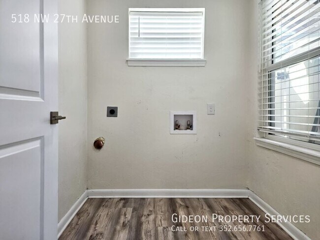 Building Photo - 518 NW 27th Ave