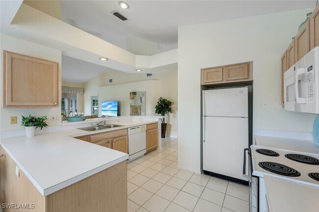 Building Photo - 736 Wiggins Lake Dr