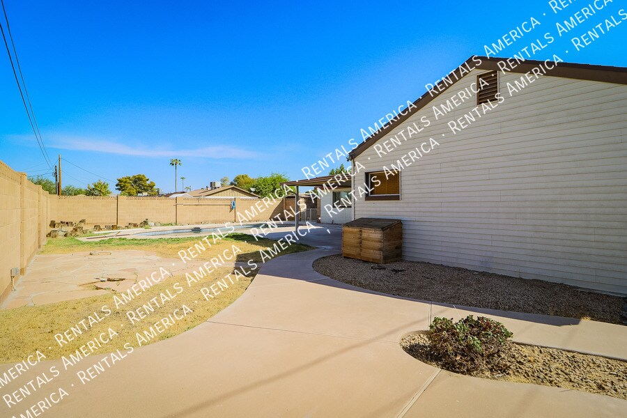 Building Photo - 1314 N 70th St