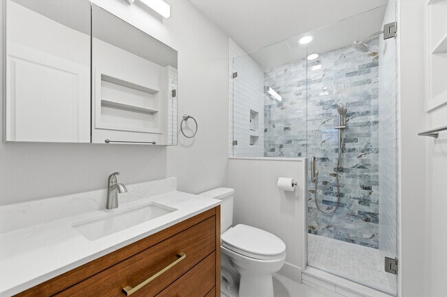 Building Photo - 1153 Buccaneer Dr