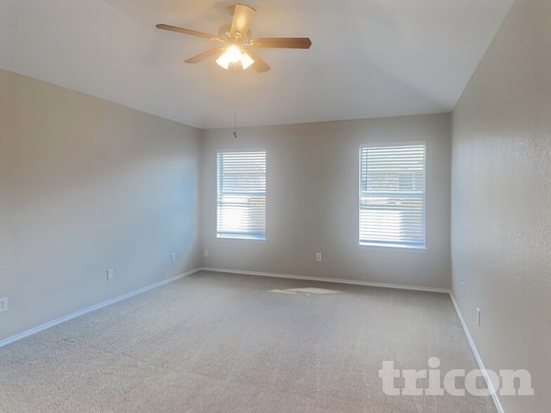 Building Photo - 932 Crowder Dr