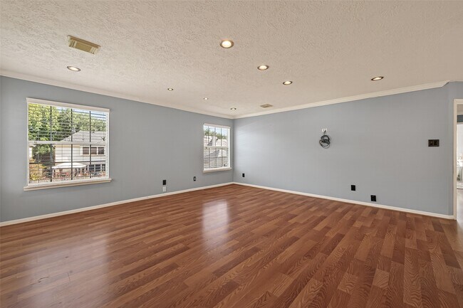 Building Photo - 4218 Meadowchase Ln