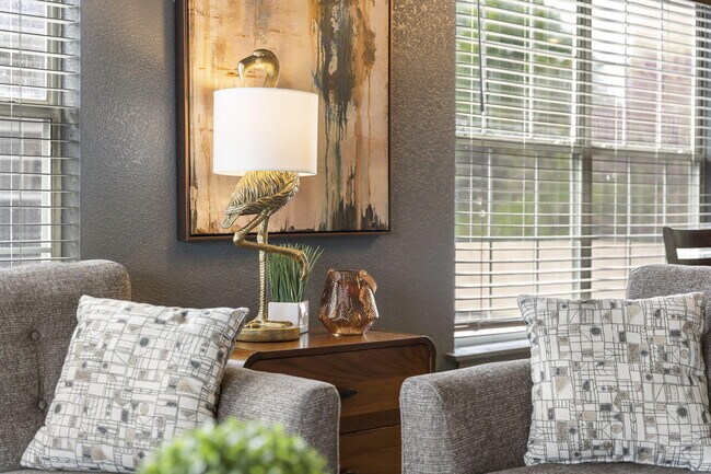 Building Photo - 34 Golfshores Dr