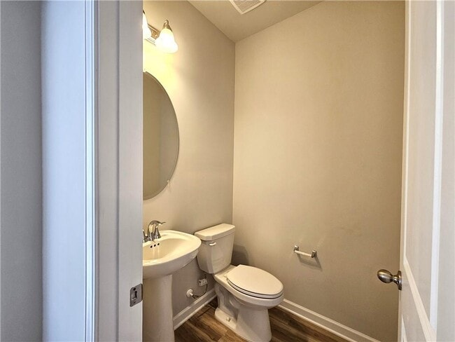 Building Photo - 334 Lanier Cir