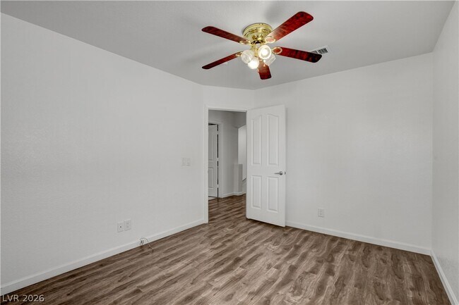 Building Photo - 3557 Sedwick Dr