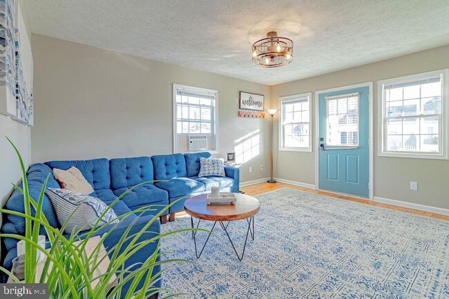 Building Photo - 45302 Bloch Ave