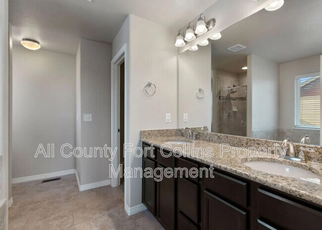 Building Photo - 846 Shirttail Peak Dr