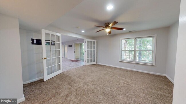 Building Photo - 9811 Fendale Ln