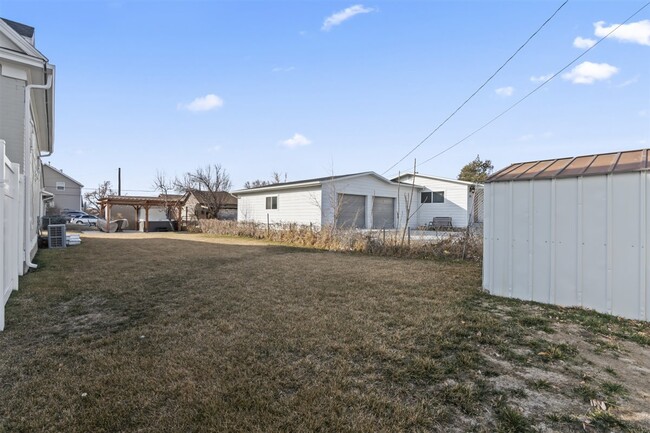 Building Photo - Charming Lehi Gem: 3-Bed 2-Bath Home with ...