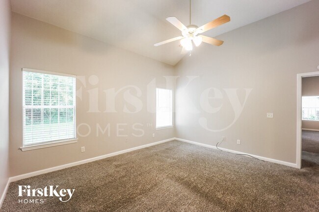 Building Photo - 6255 Lamp Post Pl