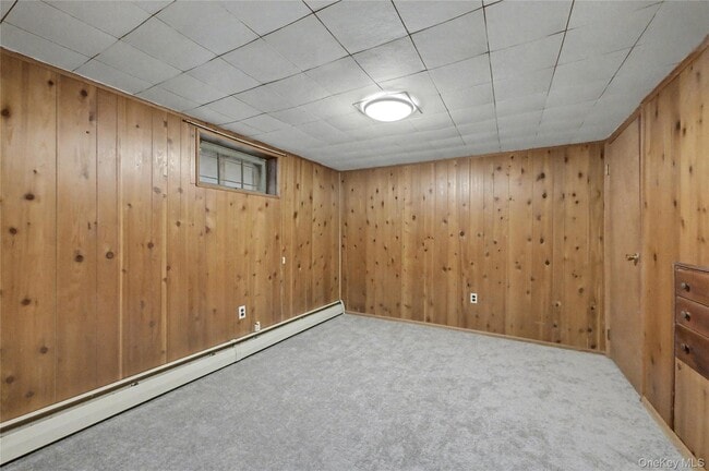 Building Photo - 38 Park Dr E