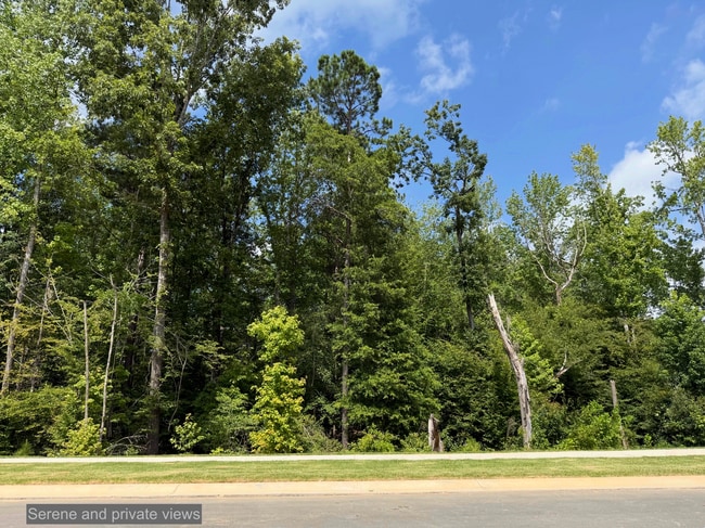 Building Photo - 313 Cherry Laurel Dr