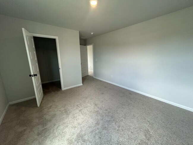 Building Photo - 177 Indigo Pl