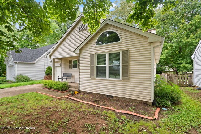 Building Photo - 609 Fenley Ave