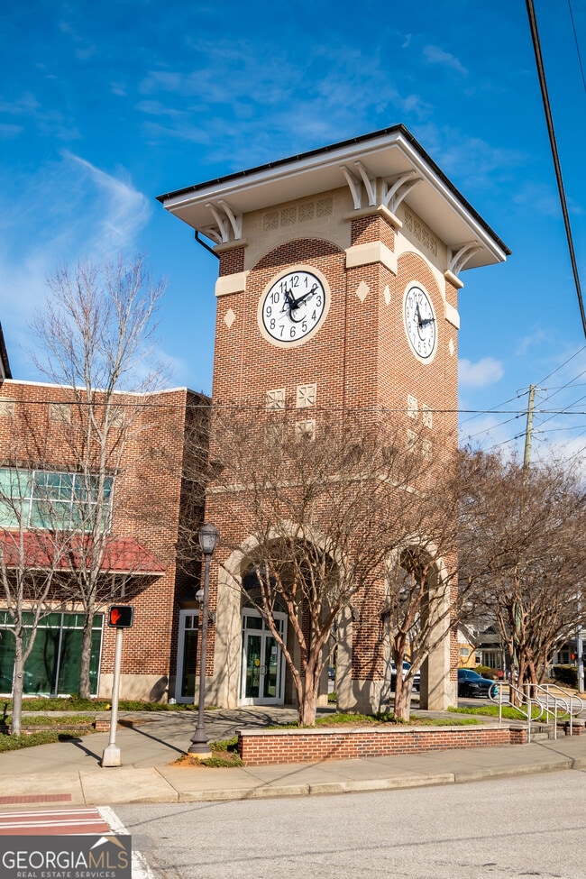 Building Photo - 110 Milledge Terrace