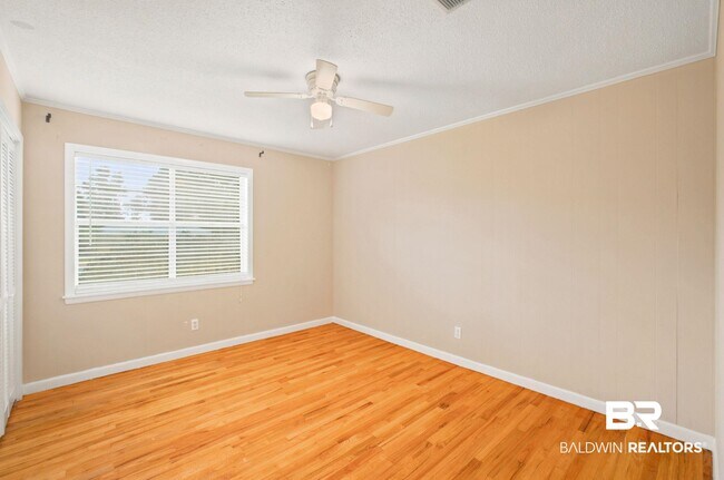 Building Photo - 20532 White Hill Rd