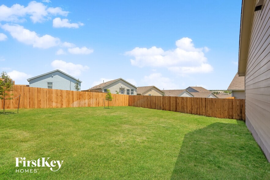 Building Photo - 6623 Scarecrow Wy