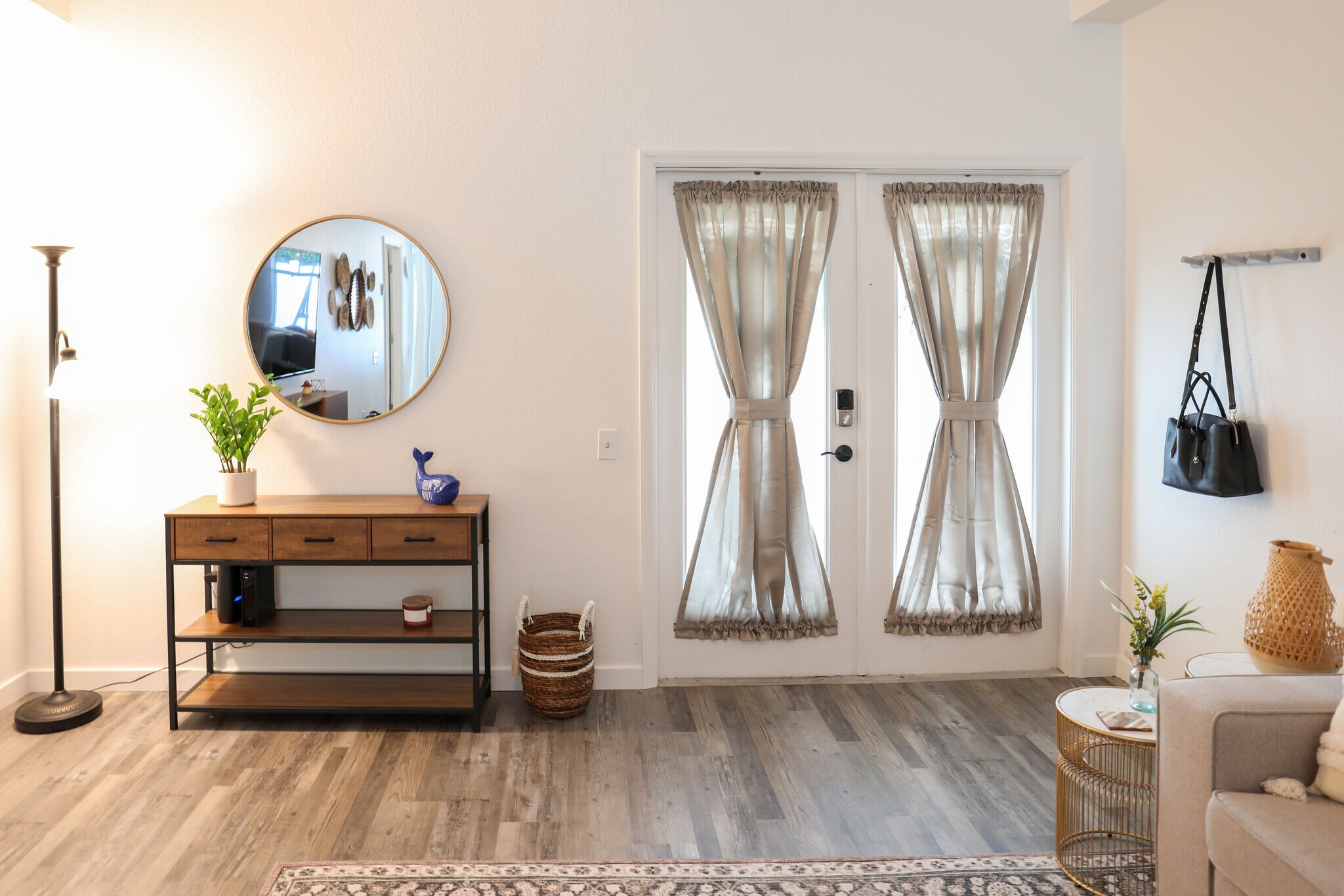 Building Photo - 1333 S Madison Ave