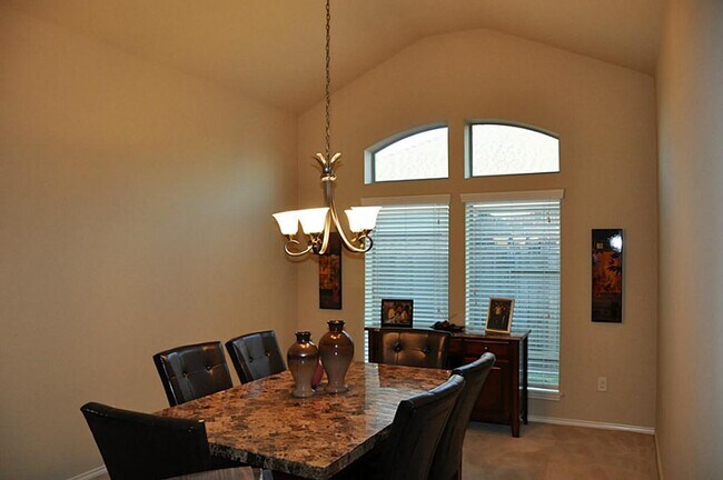 Building Photo - 13119 Sweetgum Shores Dr