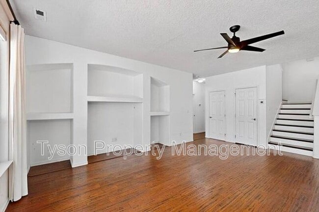 Building Photo - 10527 Brookville St NW