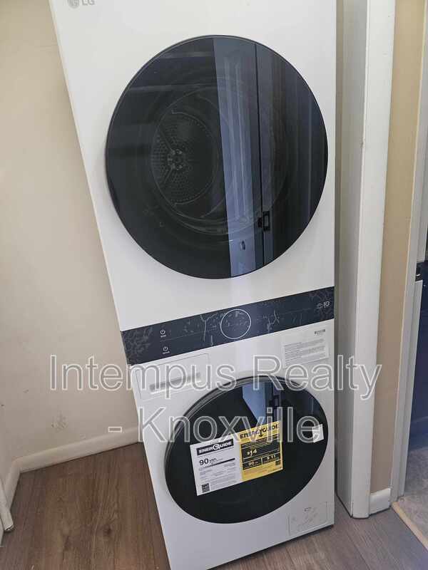 Building Photo - 5709 Lyons View Pike