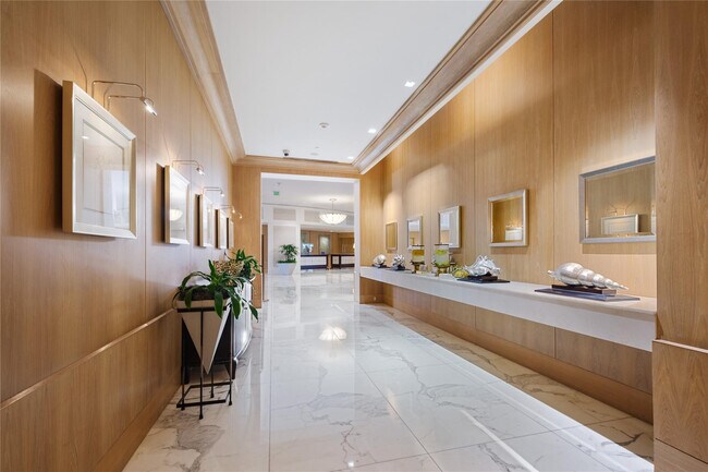 Building Photo - 1 N Fort Lauderdale Beach Blvd