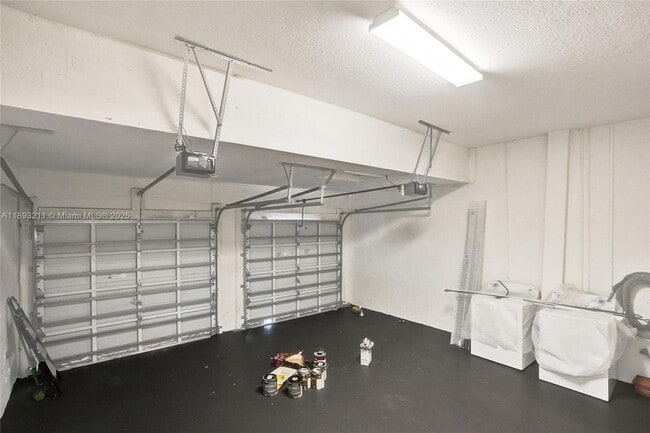 Building Photo - 7722 SW 188th Terrace