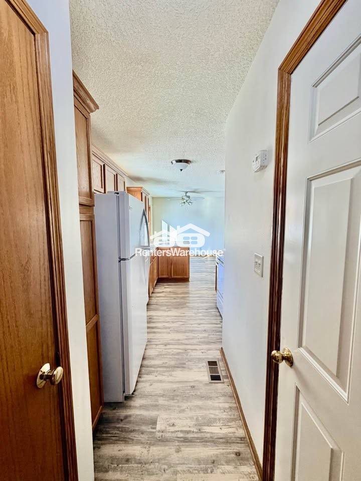 Building Photo - 3002 SE Grant St